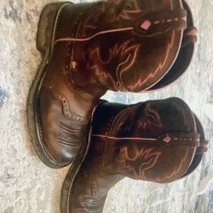 Justin boots round toe boots